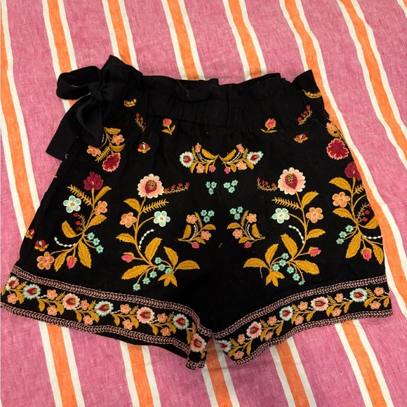 Zara embroidered skort - Picture 2 of 2